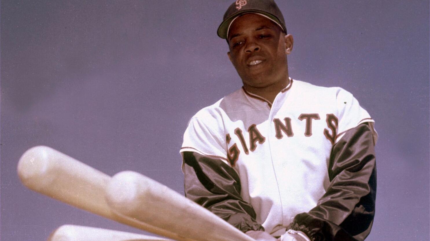 This day in sports: Giants' Willie Mays breaks skid with four