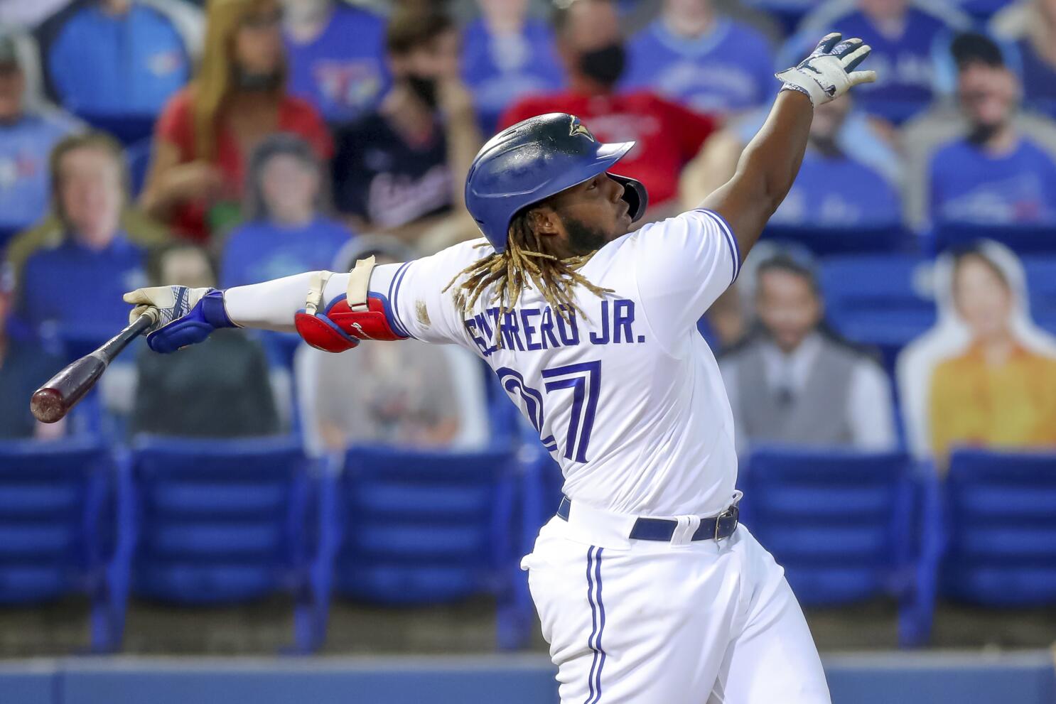 Guerrero powers Jays to win in return to Buffalo, Local Sports