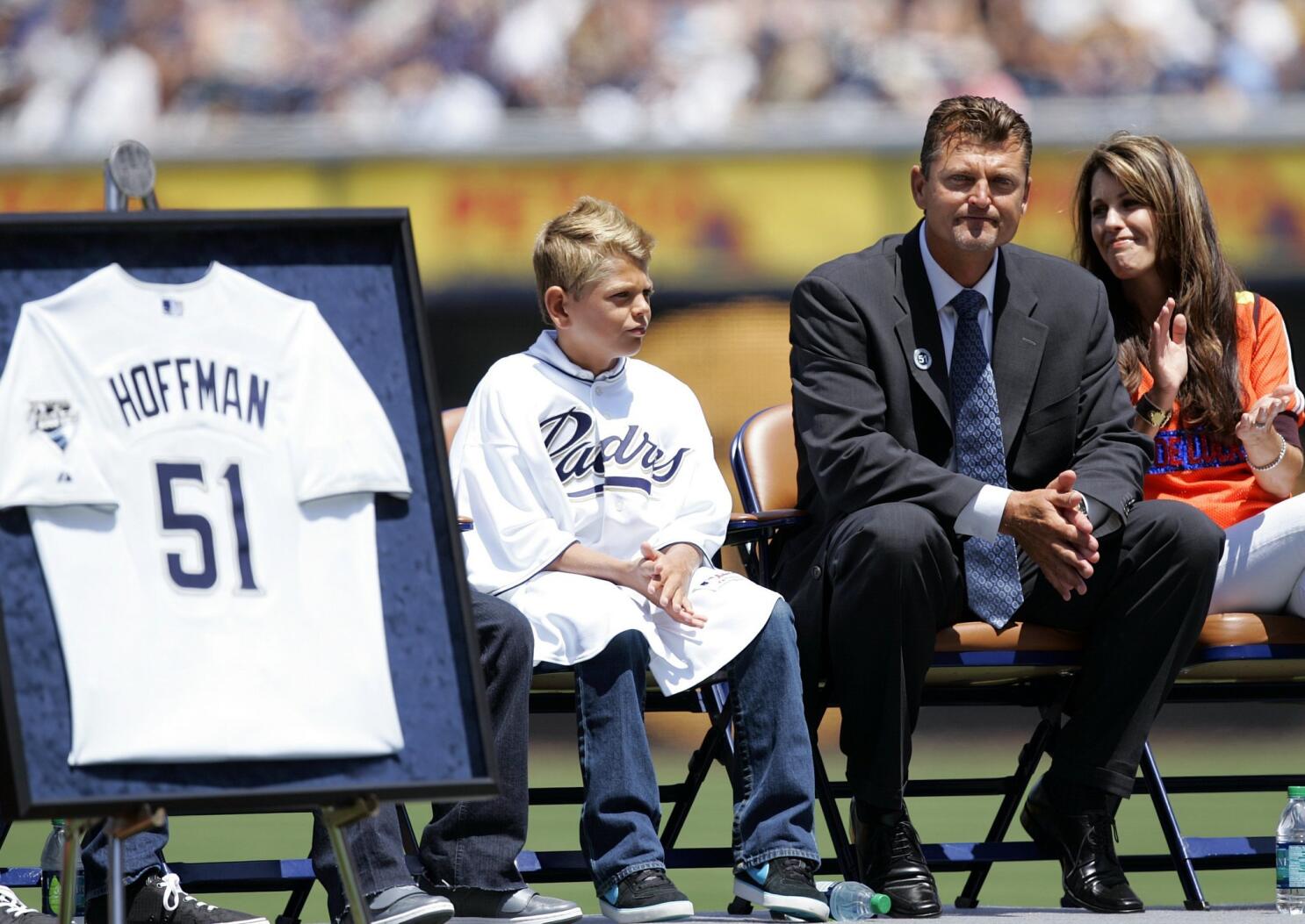 Padres history (Aug. 21): Trevor Hoffman's No. 51 retired - The