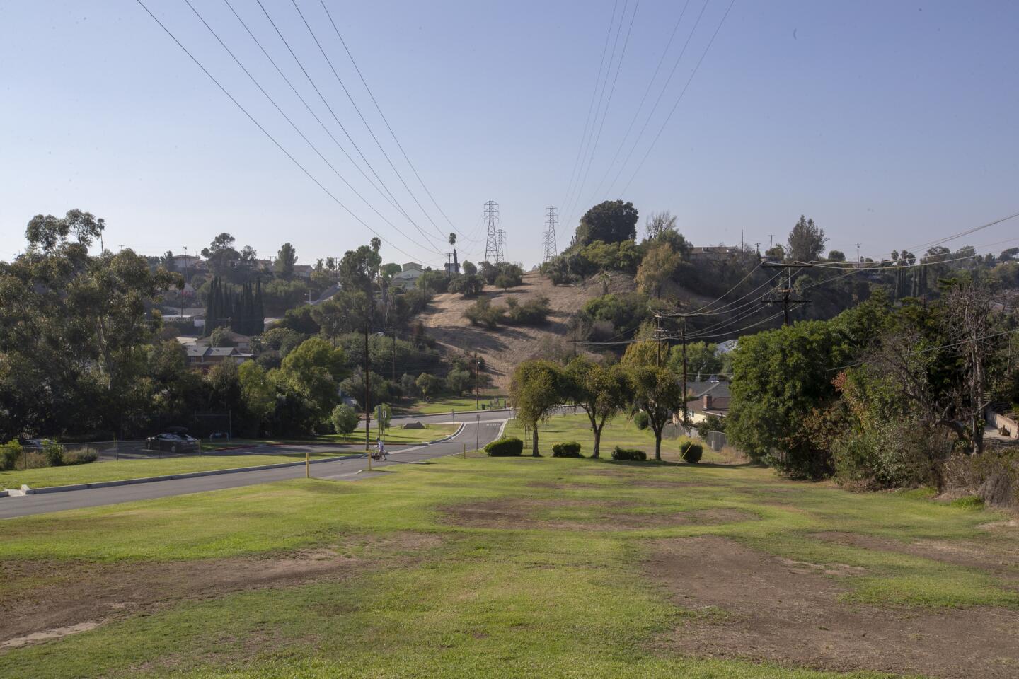 Stroll along Edison Trail