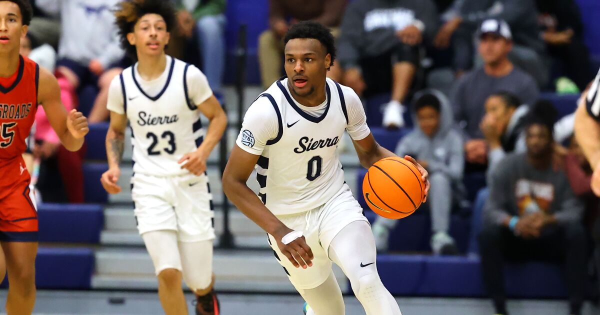 Sierra Canyon’s Bronny James scores 25 in home debut win over Crossroads