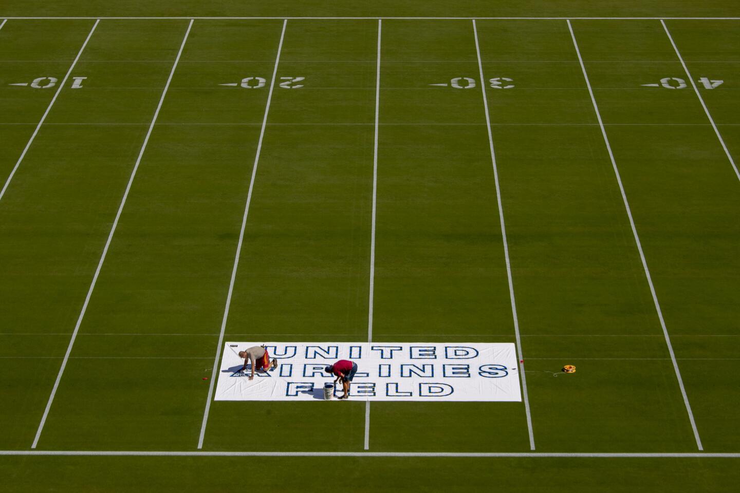 USC hopes to have team worthy of playing in dazzling Coliseum - Los ...