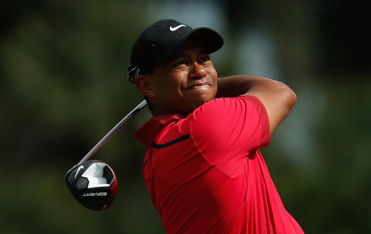 Tiger Woods announced Friday he will play in the Masters at Augusta National Golf Club next week.
