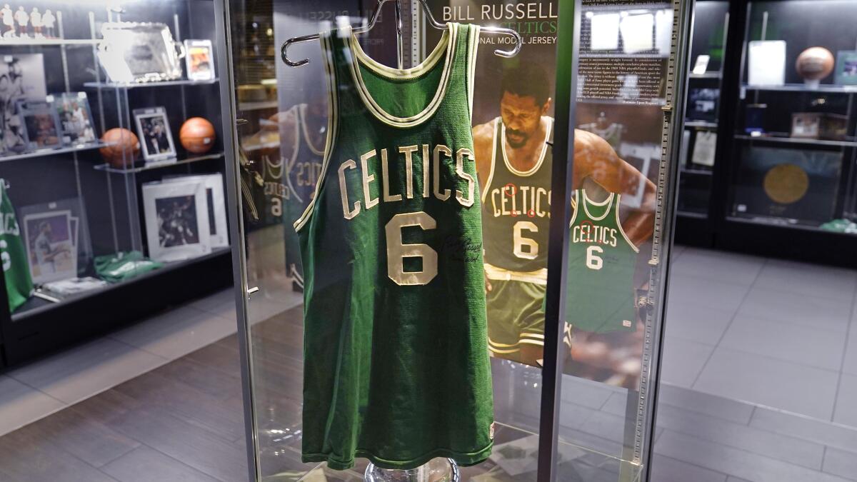 Auction of Bill Russell's memorabilia at TD Garden nets more than
