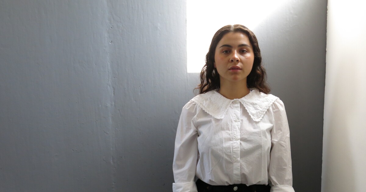 La cantante mexicana Silvana Estrada encuentra la belleza en el desamor La cantante mexicana Silvana Estrada encuentra la belleza en el desamor