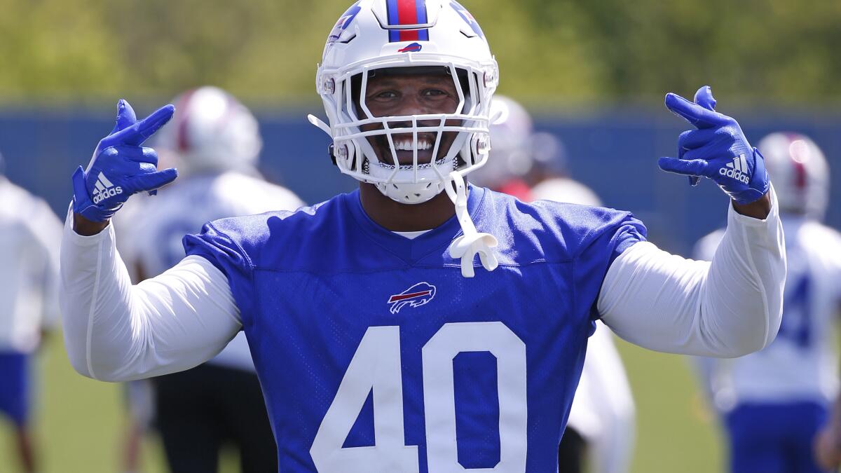 Dion Dawkins Talks Bills' Super Bowl Aspirations, Josh Allen, More