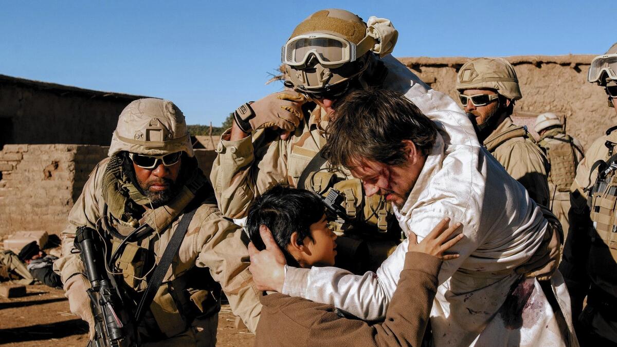 Review: Peter Berg's fierce 'Lone Survivor' captures realities of war - Los  Angeles Times