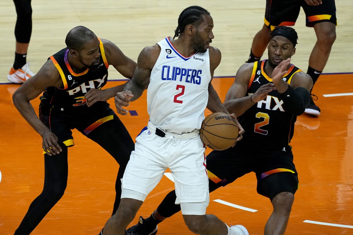 Kawhi Leonard out for Clippers in Game 3 against Suns - The San Diego  Union-Tribune