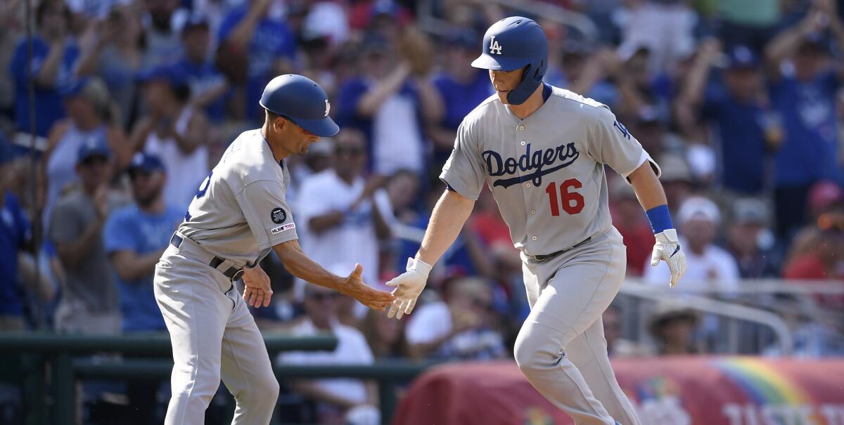 Justin Turner resumes light baseball activity after hit by pitch