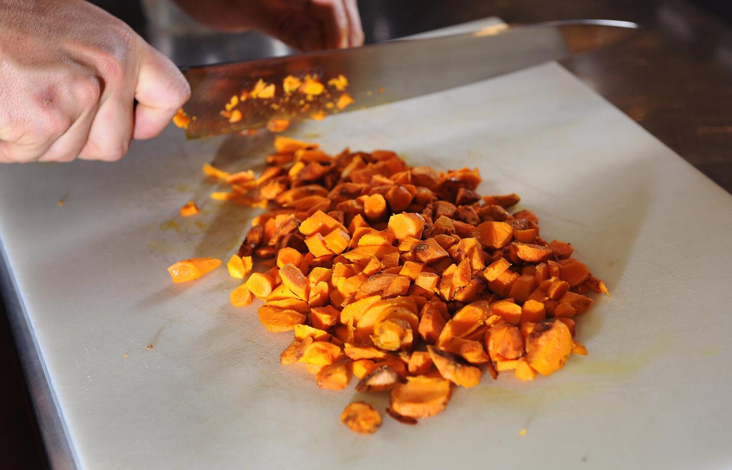 Making curry from scratch with chef Louis Tikaram from E.P. & L.P.