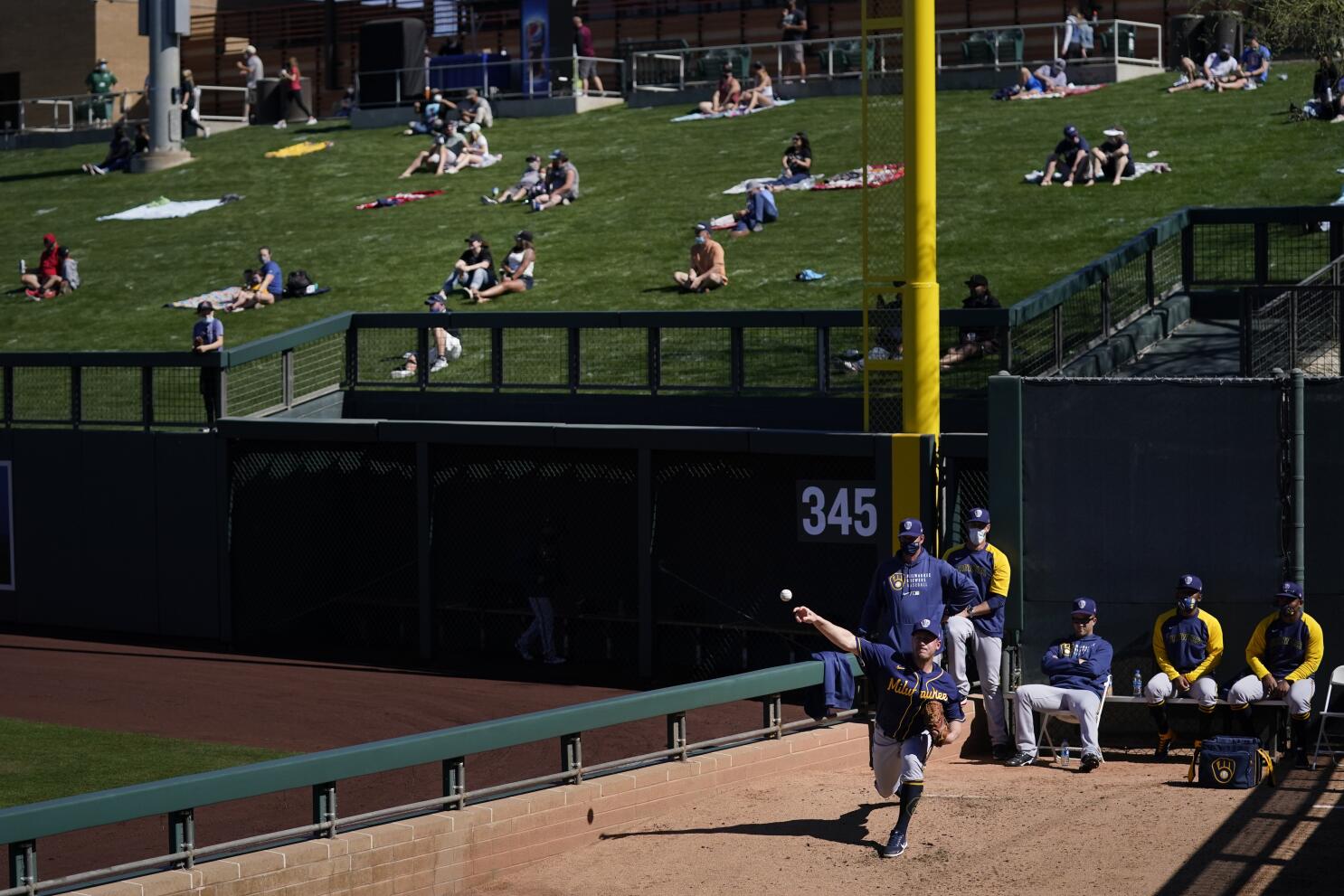 Jackie Bradley Jr. signs new contract with the Milwaukee Brewers