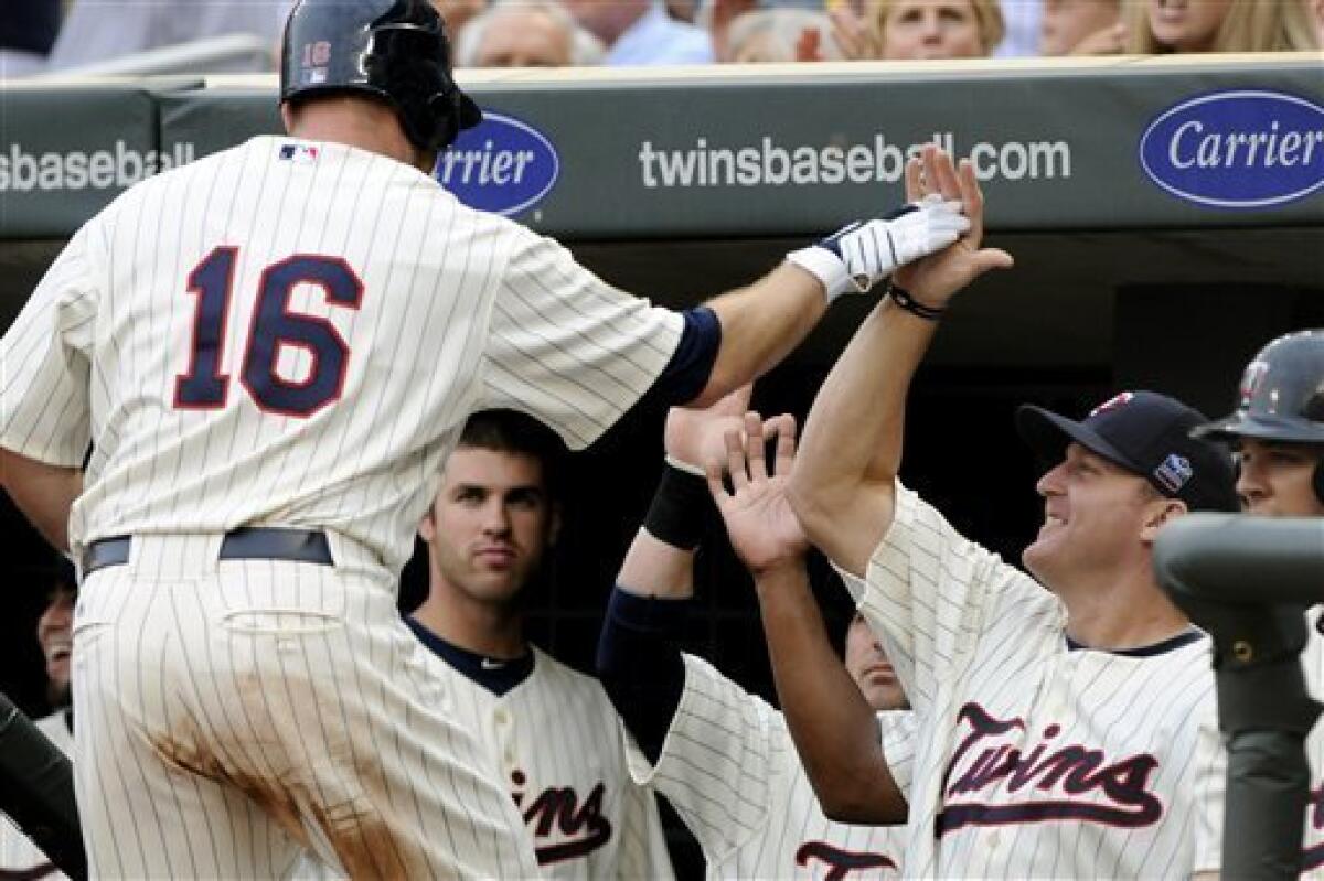 Buehrle roughed up in Twins' victory over White Sox