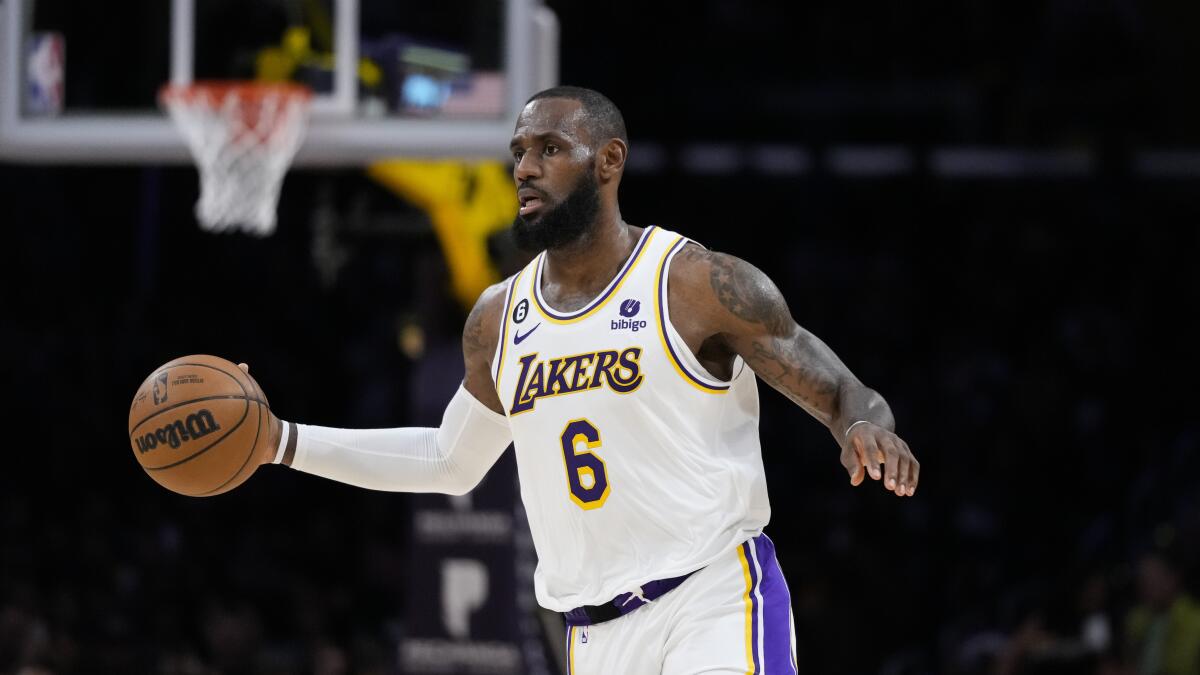 LeBron James hints at leaving. Lakers should let him - Los Angeles
