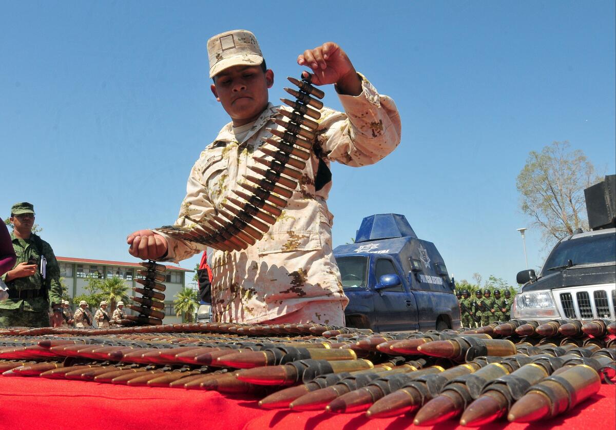México denuncia que es "incalculable" el daño sufrido por las armas de EE.UU.