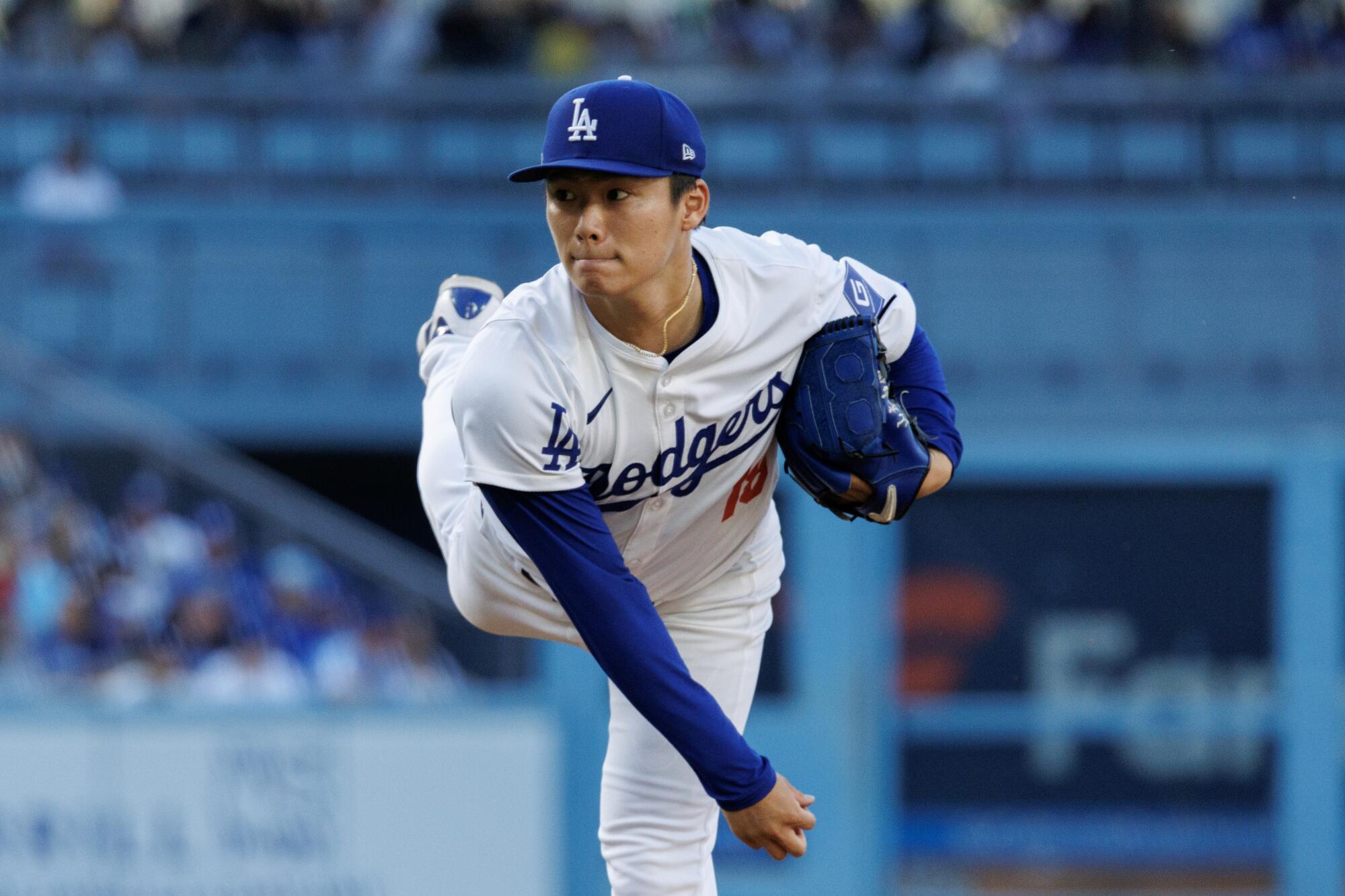 Dodgers starting pitcher Yoshinobu Yamamoto.