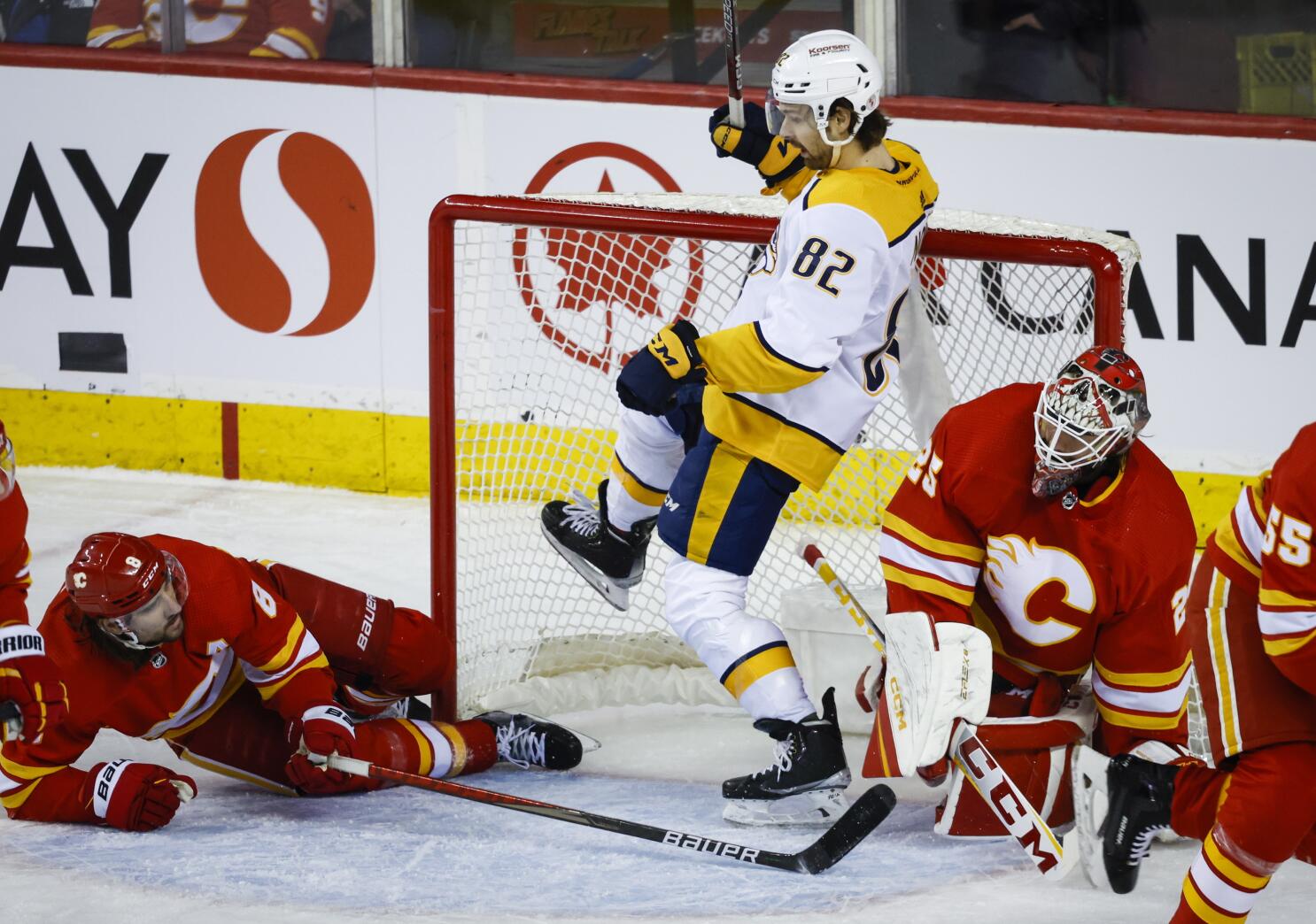 Novak lifts Predators past Flames 3-2 in shootout - The San Diego  Union-Tribune