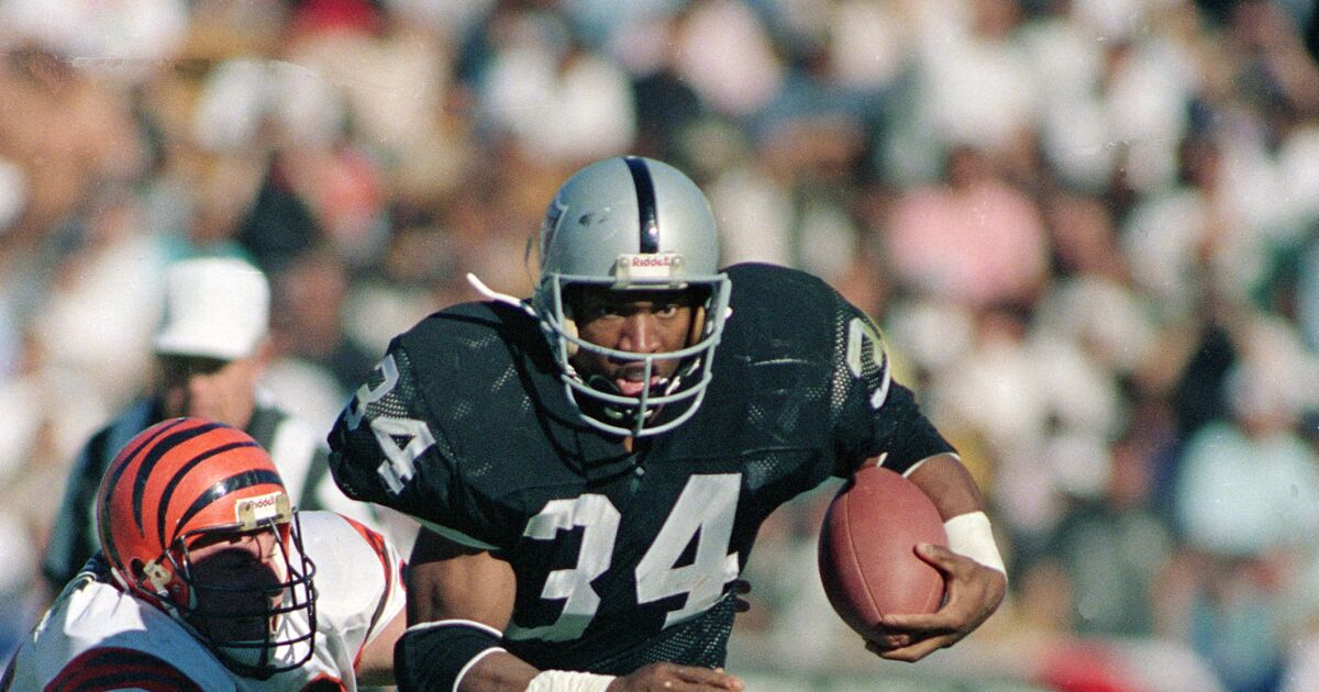 ‘Like an F-14 in cleats.’ Bo Jackson instantly wowed the Raiders with his athleticism