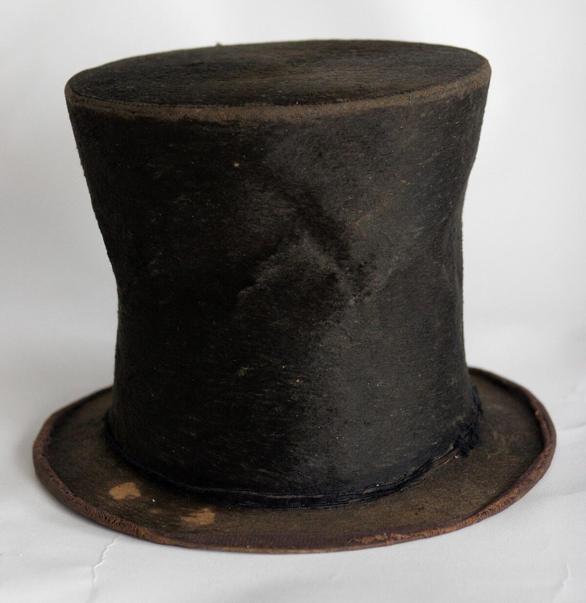 Lincoln stovepipe hat