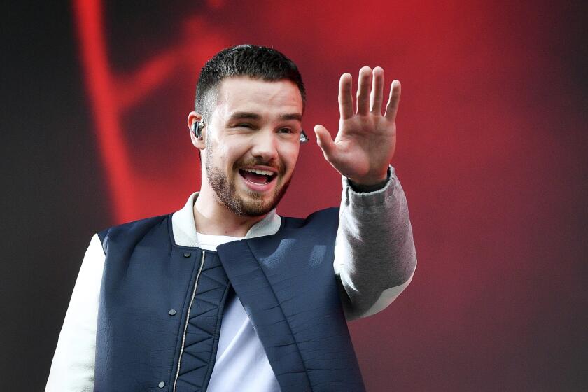 ARCHIVO - Liam Payne actúa durante el primer día de BBC Radio 1's Biggest Weekend en Singleton Park, en Swansea, Gales, el 26 de mayo de 2018. (Ben Birchall/PA via AP, archivo)