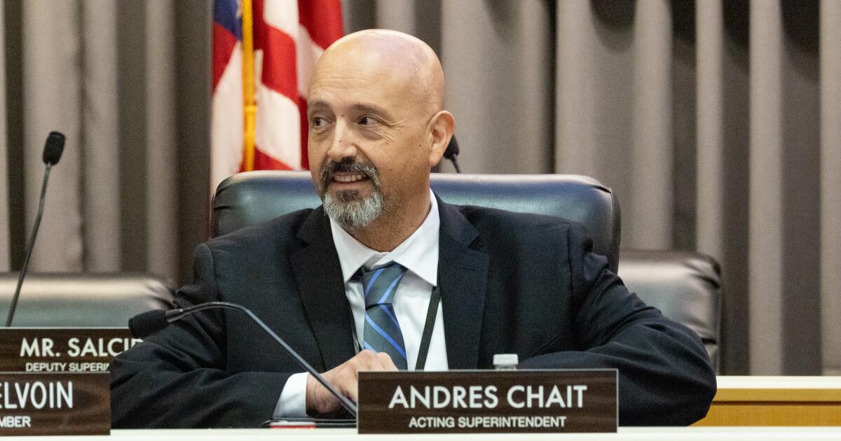Surintendant. Chait augmente les bénéfices de LAUSD et reste calme malgré les difficultés budgétaires
