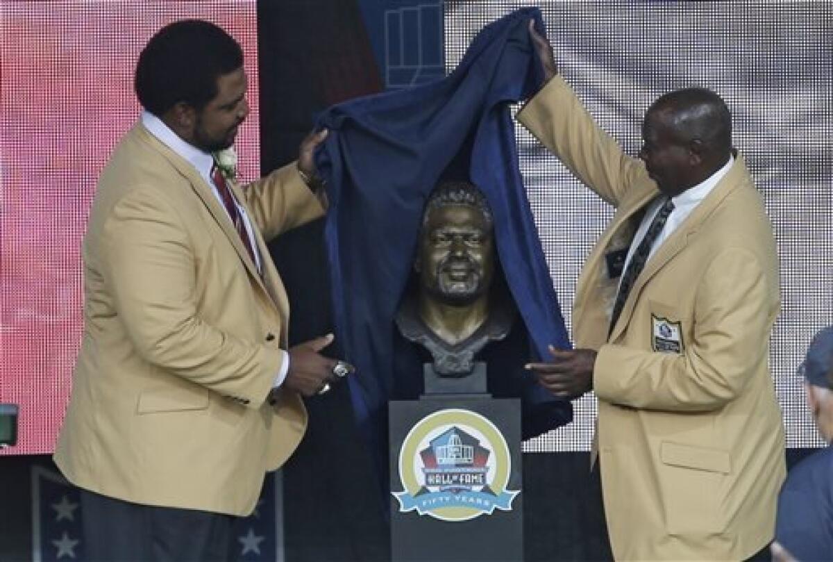 Ed Reed's Pro Football Hall Of Fame Bust Deserves Its Own Hall Of Fame
