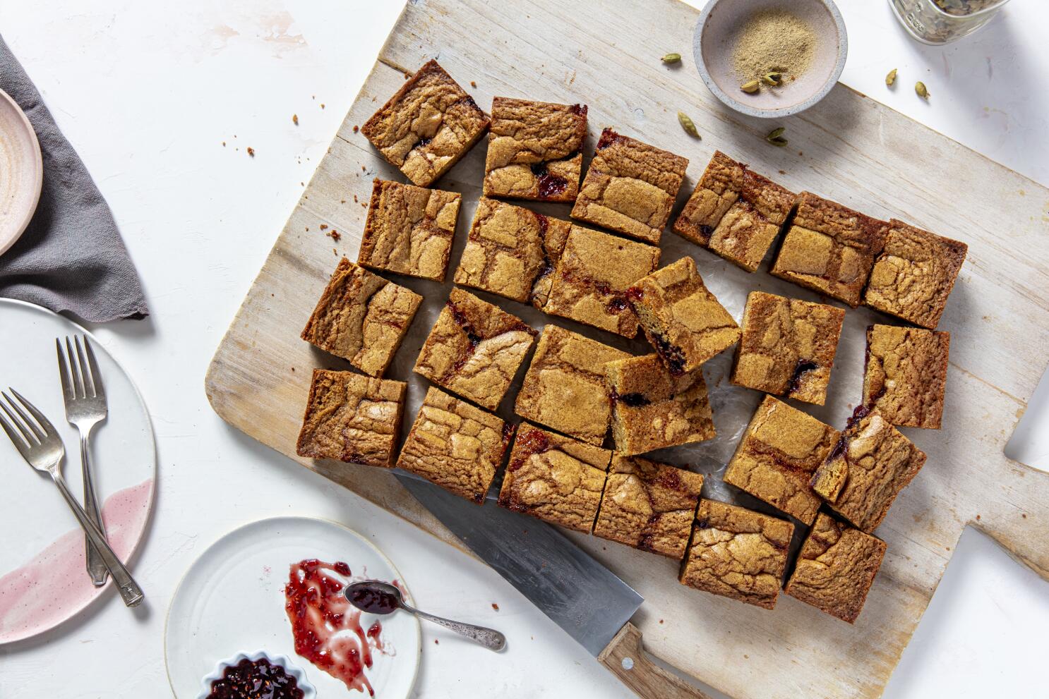 2020 Holiday Gift Guide For The Home Baker - Browned Butter Blondie