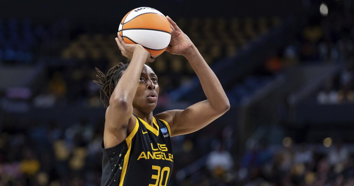 All-Star Nneka Ogwumike scores 27 with 12 boards to lead LA Sparks