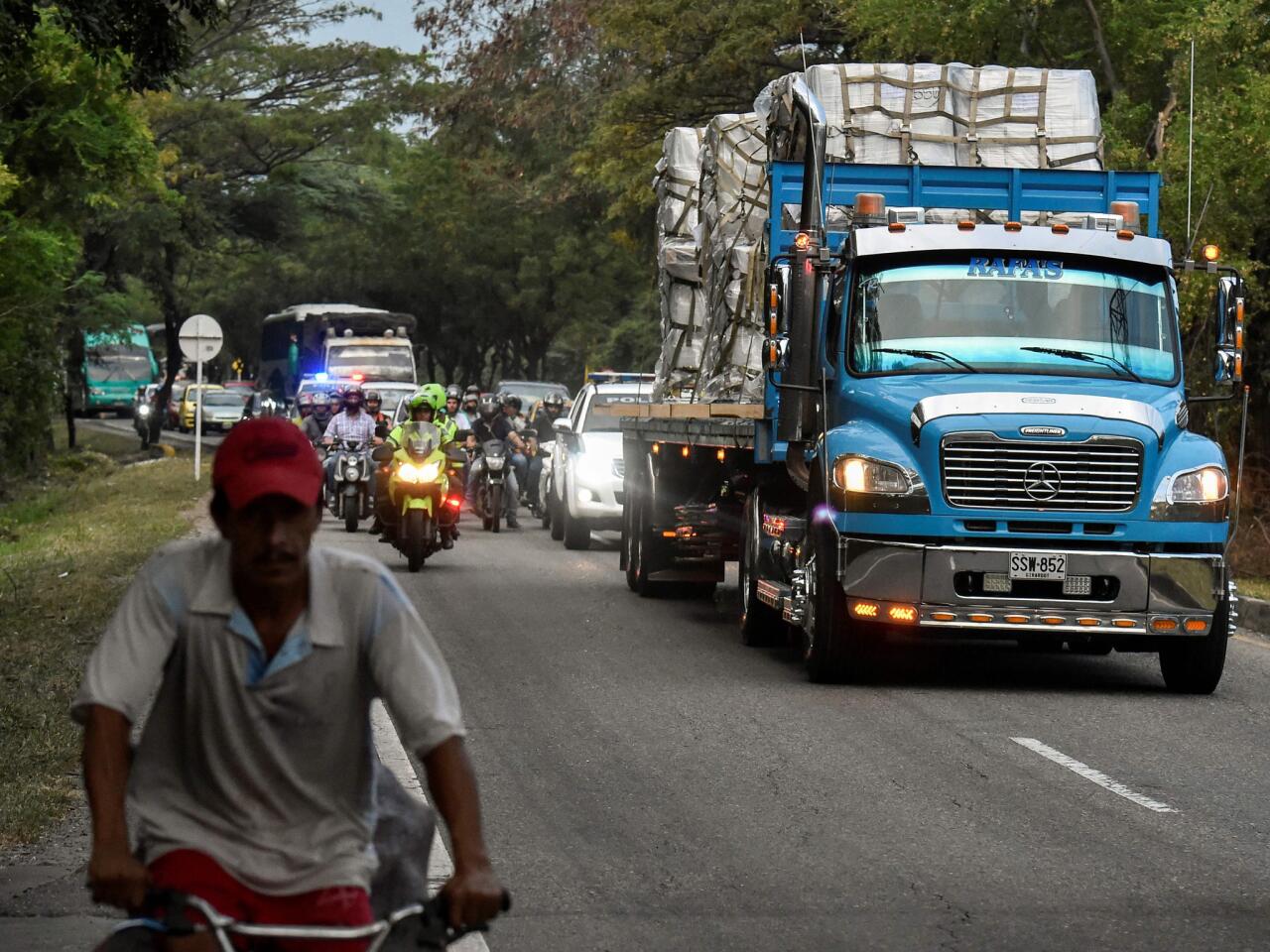 Aid standoff at Colombian-Venezuelan border