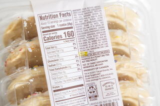 Red dye no. 3 is highlighted on an ingredients list