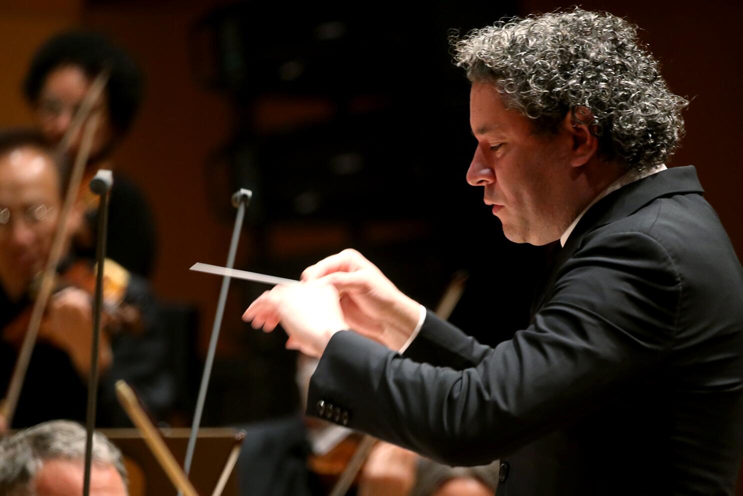 Concert Reviews: DUDAMEL CONDUCTS RAVEL AND FALLA (Gustavo Dudamel, LA  Phil, Hollywood Bowl) - Stage and Cinema