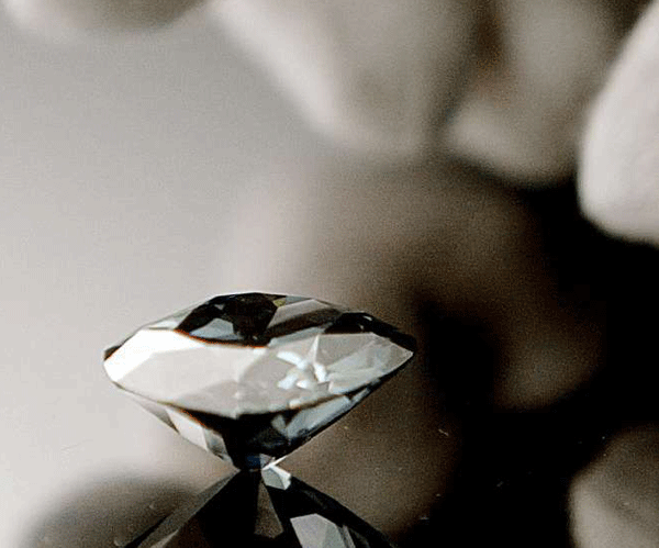 In 2003, the deep-blue Hope Diamond -- 45.52 carats -- is placed on a mirror at the Smithsonian's Natural History Museum in Washington. Researchers using computer analysis have traced the origin of the blue diamond, concluding it was cut from a larger stone that was once part of the crown jewels of France.