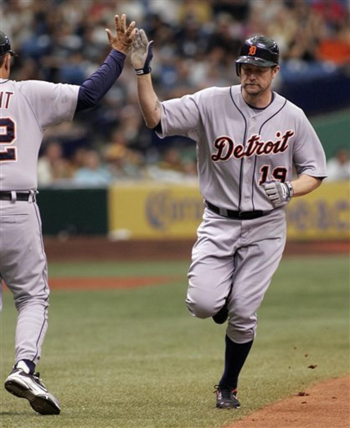 Inge walks off in the ninth with a homer 