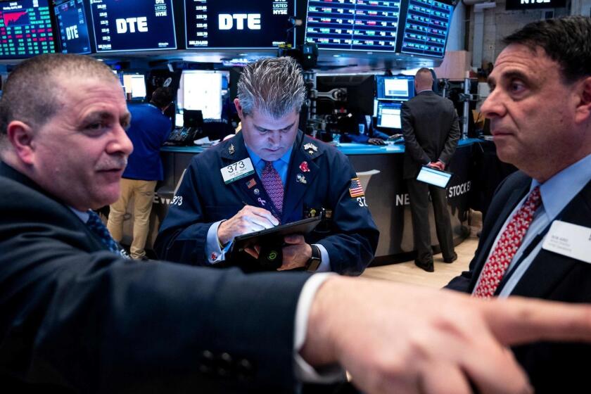 Traders work ahead of the closing bell on the floor of the New York Stock Exchange (NYSE) on April 8, 2019 in New York City. (Photo by Johannes EISELE / AFP)JOHANNES EISELE/AFP/Getty Images ** OUTS - ELSENT, FPG, CM - OUTS * NM, PH, VA if sourced by CT, LA or MoD **