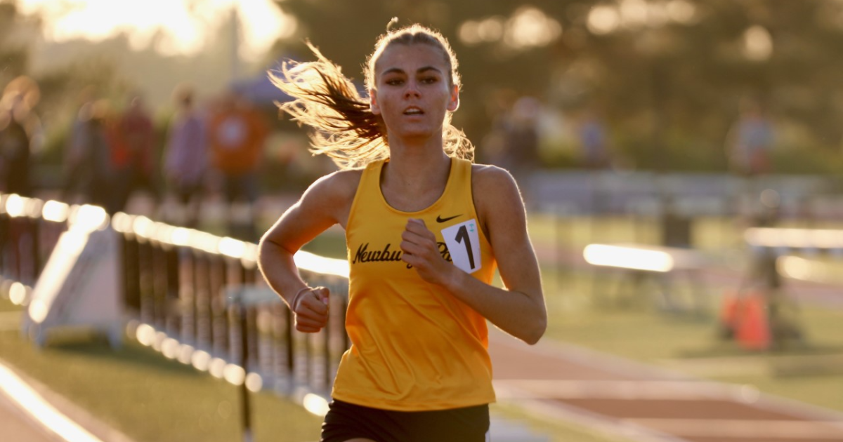 Newbury Park puts on a record-setting show at Meet of Champions Distance Classic