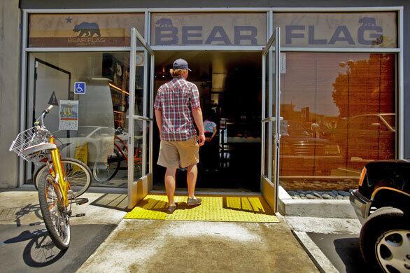Bear Flag Fish Co. is a vision of seafood simplicity, the type that should exist along every waterfront but that rarely does.