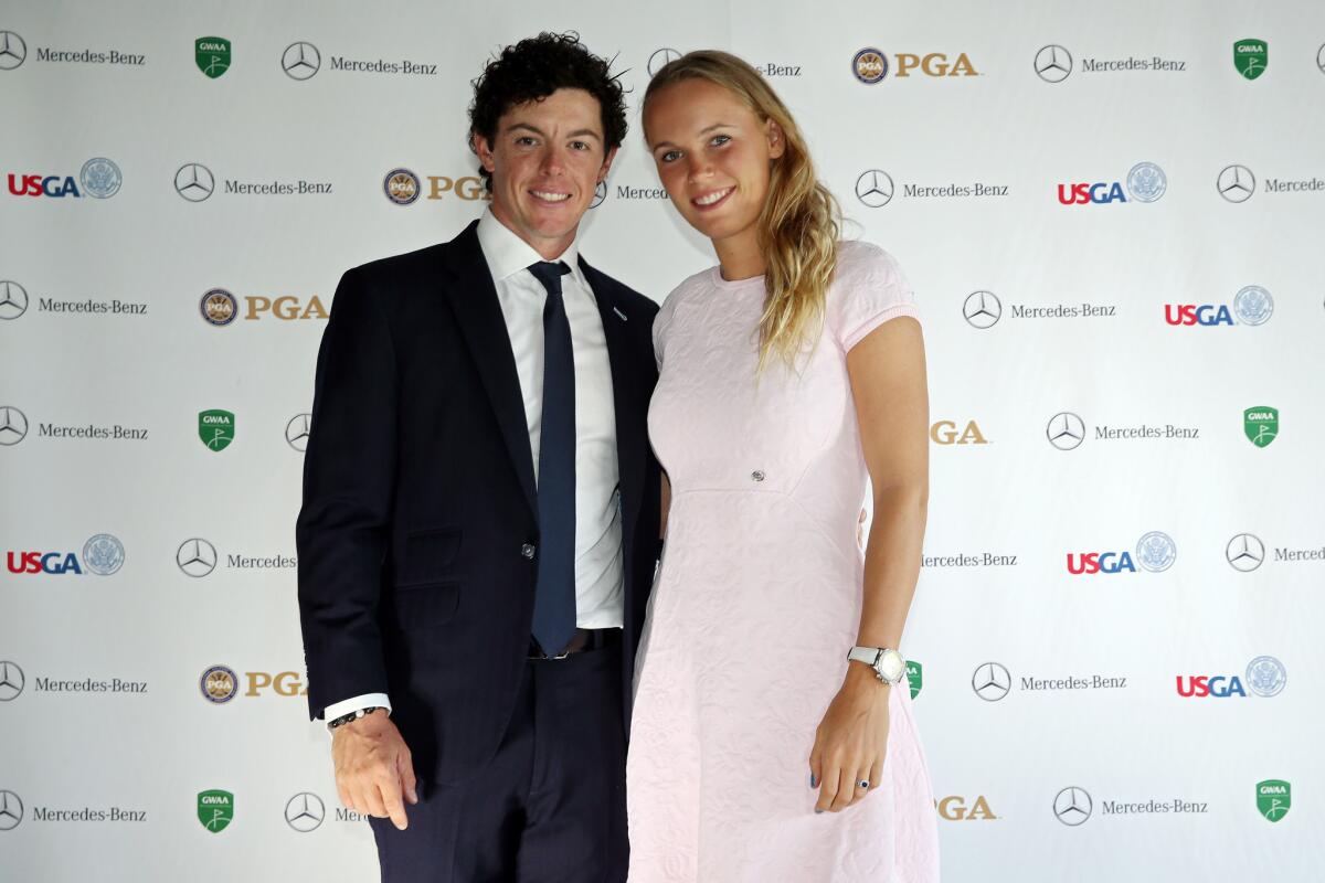 Golfer Rory McIlroy broke off his engagement to tennis player Caroline Wozniacki.