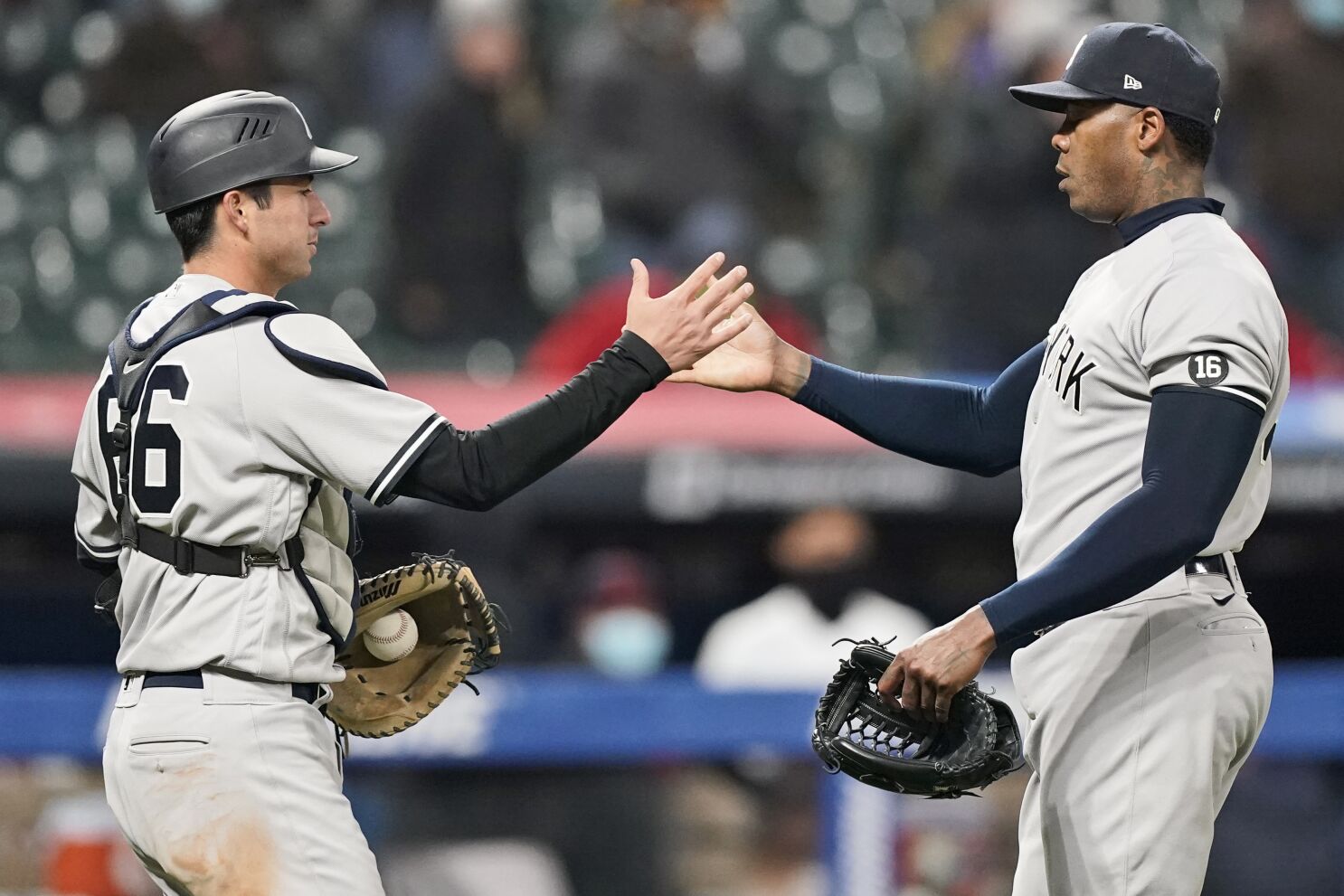 How Yankees' staff, players are handling Aroldis Chapman's worst slump ever  