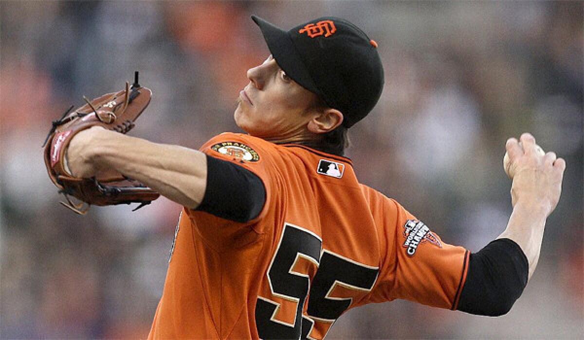 Right-hander Tim Lincecum and the San Francisco Giants have agreed on a two-year, $35-million contract pending a physical that includes a full no-trade clause.