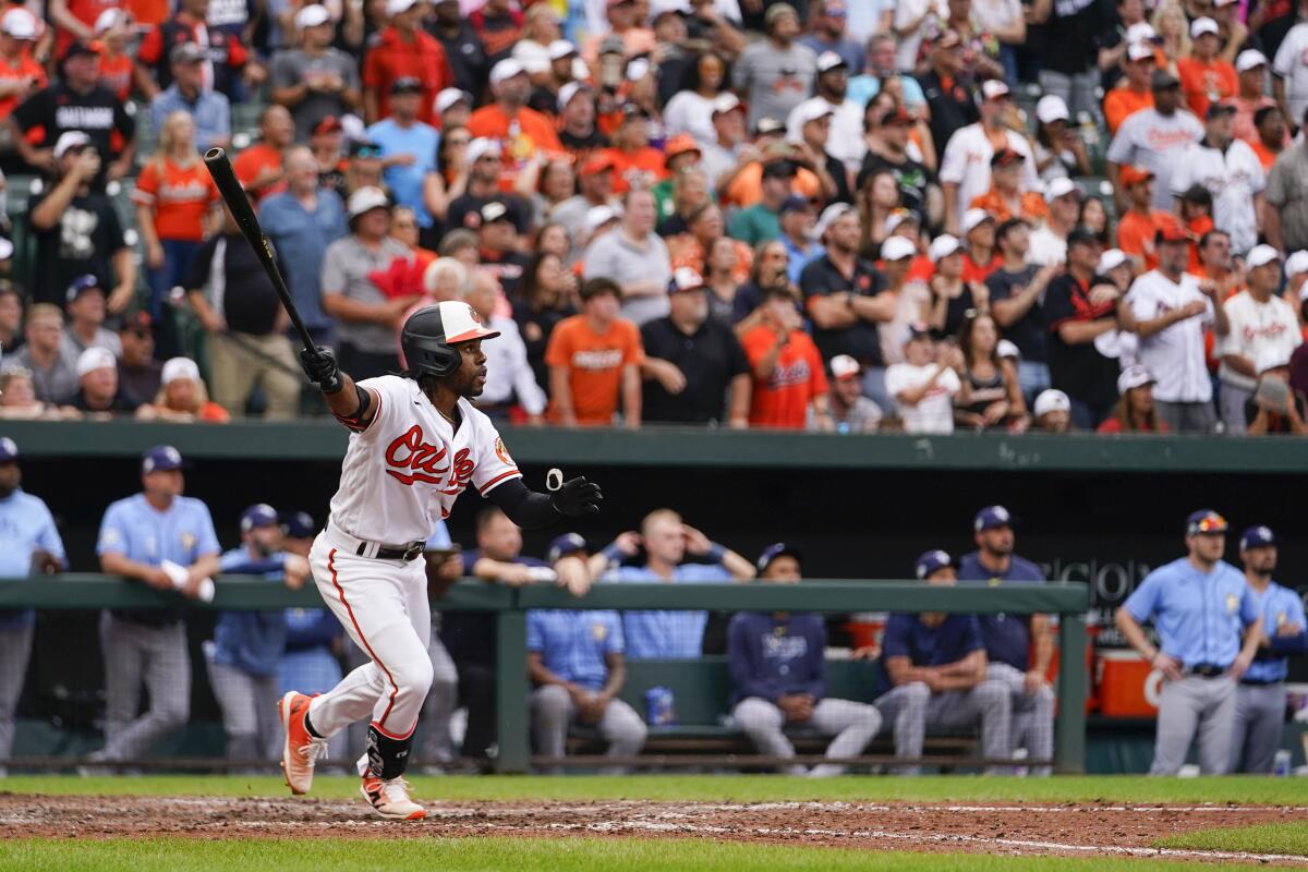 Orioles' Cedric Mullins blasts 3-run HR to complete cycle vs. Pirates - The  Athletic