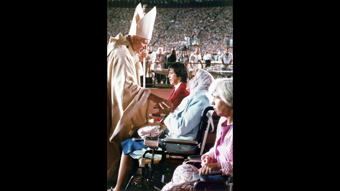 Pope at L.A. Memorial Coliseum, 1987