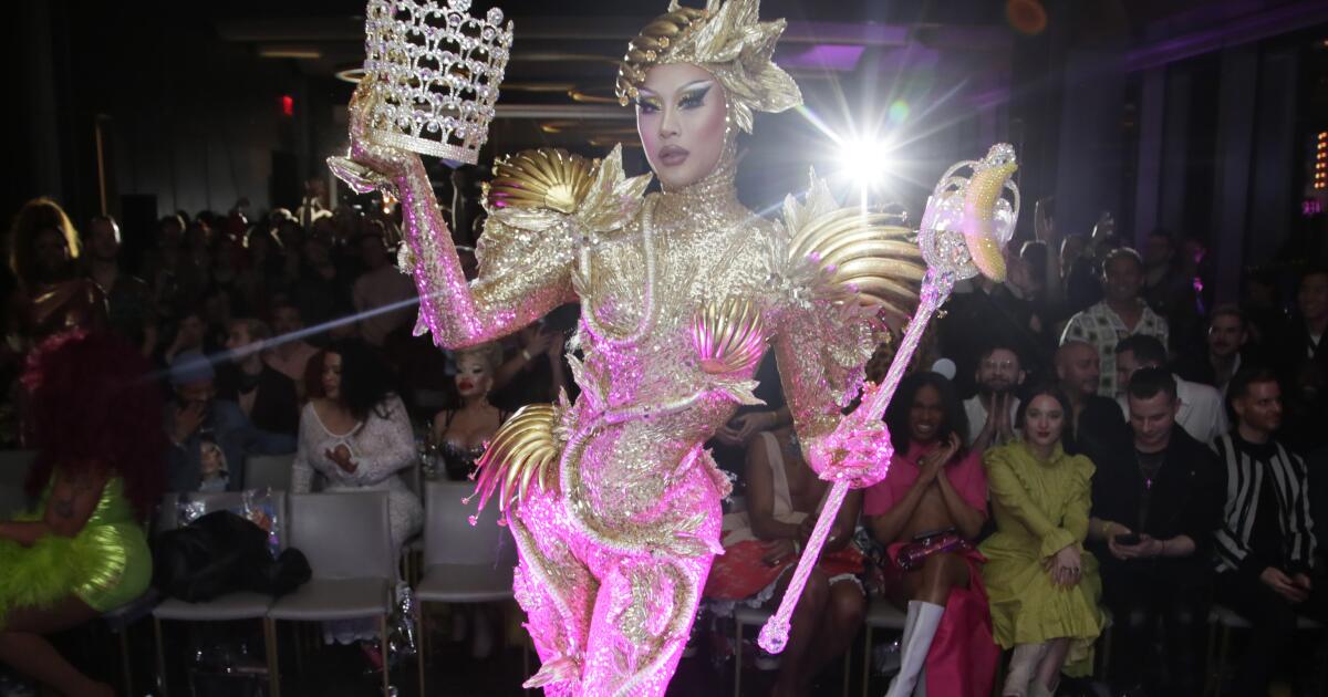 Le vainqueur taïwanais de « RuPaul’s Drag Race » prononce le mot que la Chine déteste
