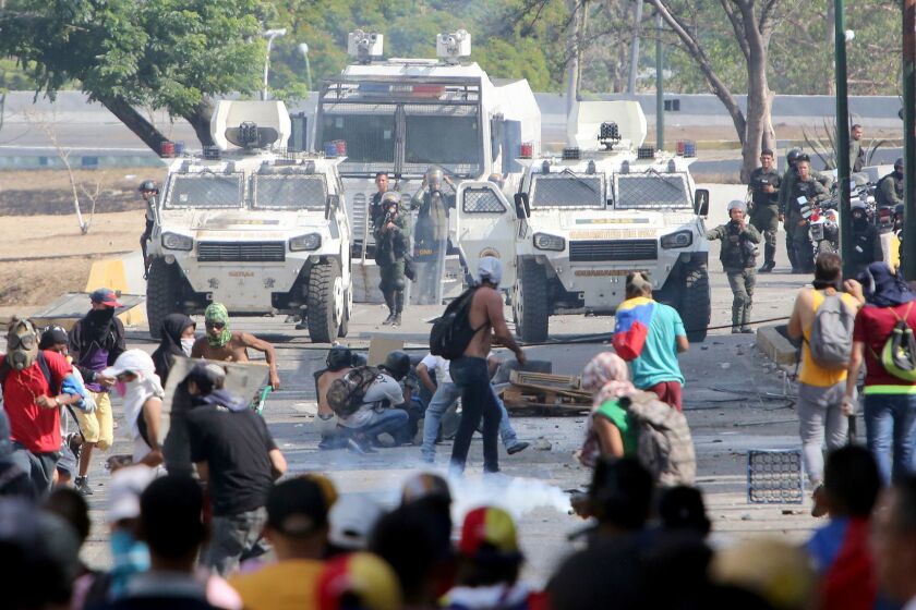 CARACAS, VENEZUELA - MAY 01: Venezuelan National Guard throw tear gas to Pro-Juan Guaidó demonstrators after the May 1 demonstration at Plaza Altamira on May 1, 2019 in Caracas, Venezuela. Yesterday, Venezuelan opposition leader Juan Guaidó, recognized by many members of the international community as the country's rightful interim ruler, urged an uprise to take Nicolas Maduro out of power. (Photo by Edilzon Gamez/Getty Images) ** OUTS - ELSENT, FPG, CM - OUTS * NM, PH, VA if sourced by CT, LA or MoD **