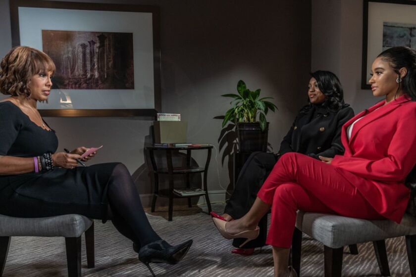 CBS News will broadcast THE GAYLE KING INTERVIEW WITH R. KELLY, a one-hour primetime special featuring exclusive interviews with the embattled R&B singer and two women who live with him, Friday, March 8 (8:00 PM, ET/PT) on the CBS Television Network. King also sat down with two young women currently living with Kelly, Azriel Clary and Joycelyn Savage.Photo Credit: Lazarus Jean-Baptiste/CBS
