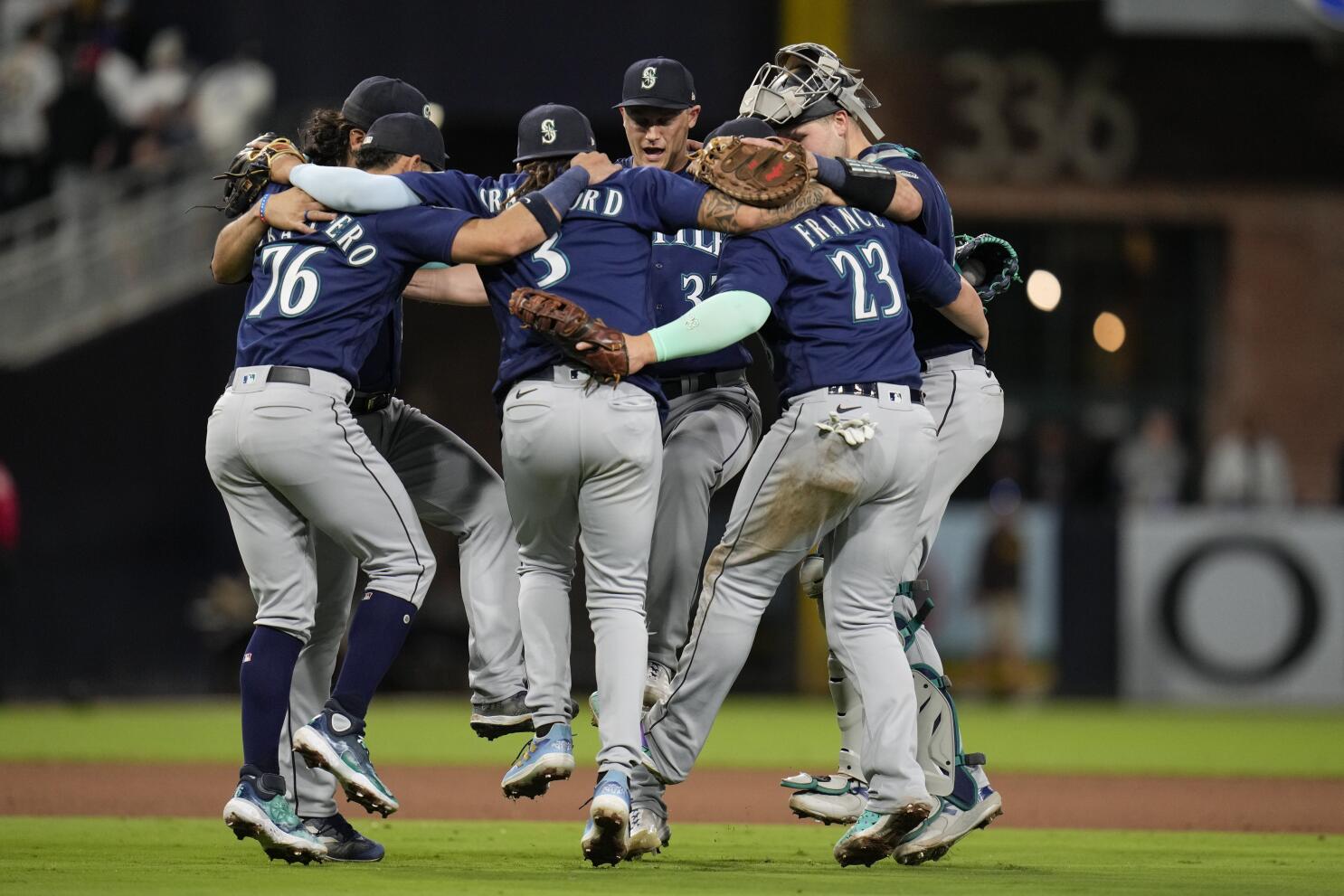 Mariners beat Padres 4-1 to snap a 3-game losing streak - The San Diego  Union-Tribune