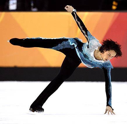 Johnny Weir skates his way to a fifth place finish in the men's free skating competition.