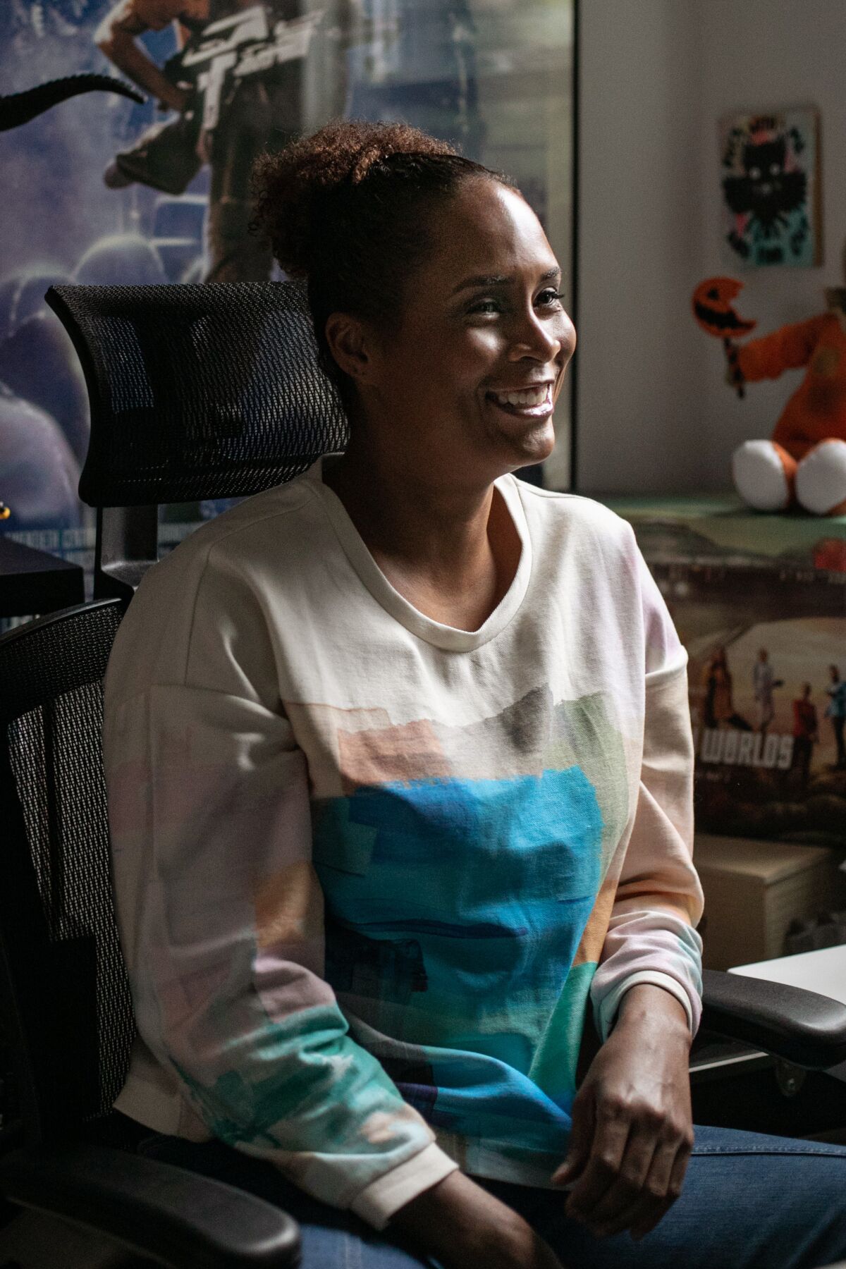 'M3GAN' movie writer on doll's backstory, 'gorier' version - Los