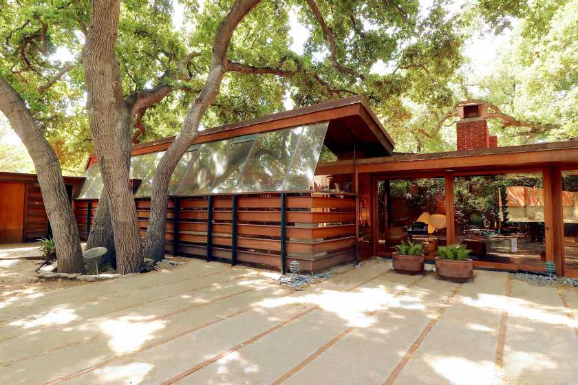 The Midcentury Modern Schaffer House by architect John Lautner will be open to the public Sept. 29 as part of the "Icons of Architecture" home tour.