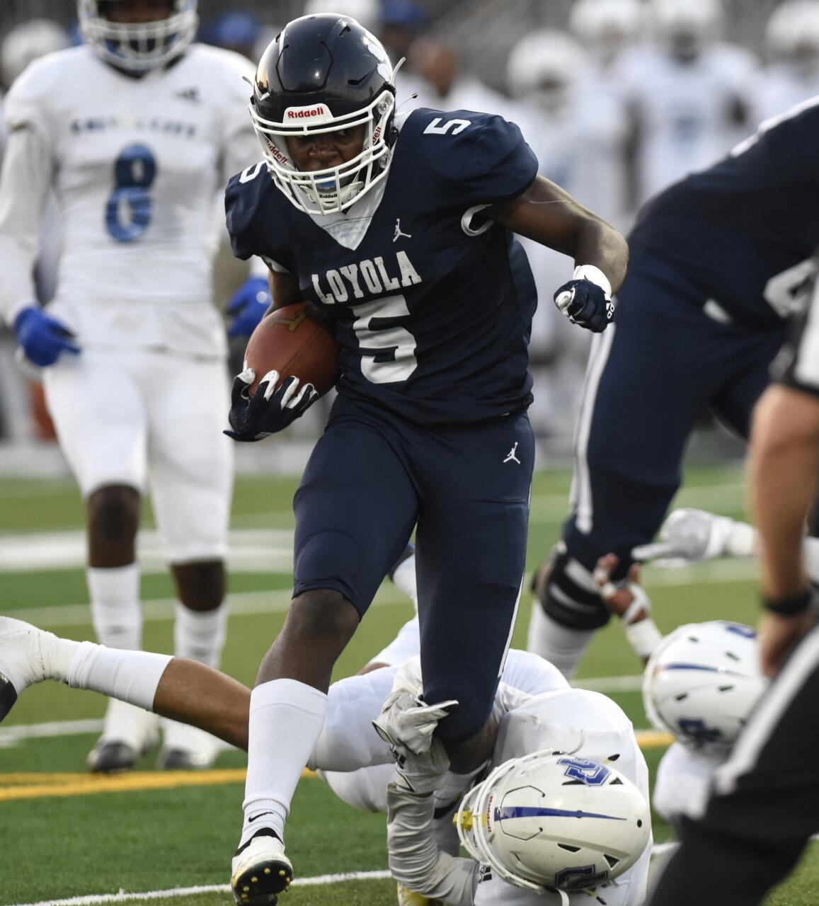 Running back Brian Bonner of Valencia has helped his team to a 2-0 start.