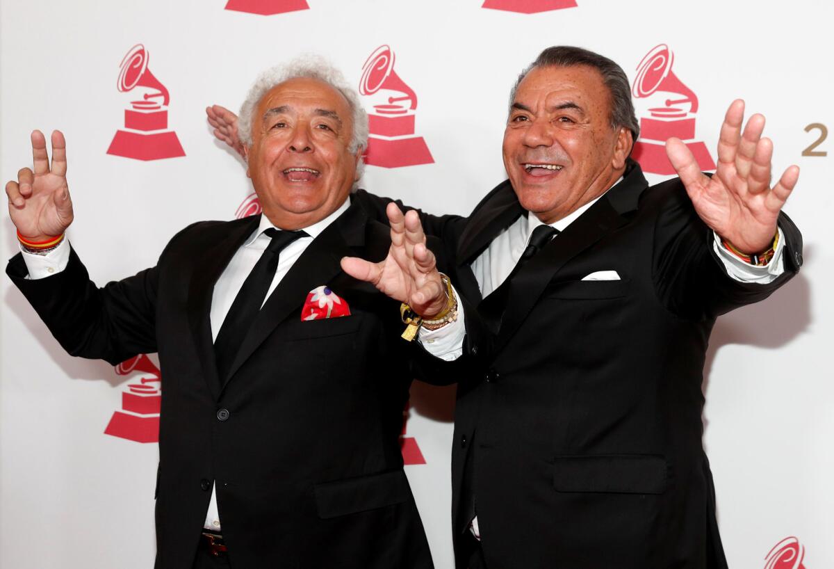 Antonio Romero Monge y Rafael Ruiz de Los Del Rio durante su visita a la ciudad de Las Vegas, donde recibieron un importante reconocimiento relacionado al Latin Grammy.