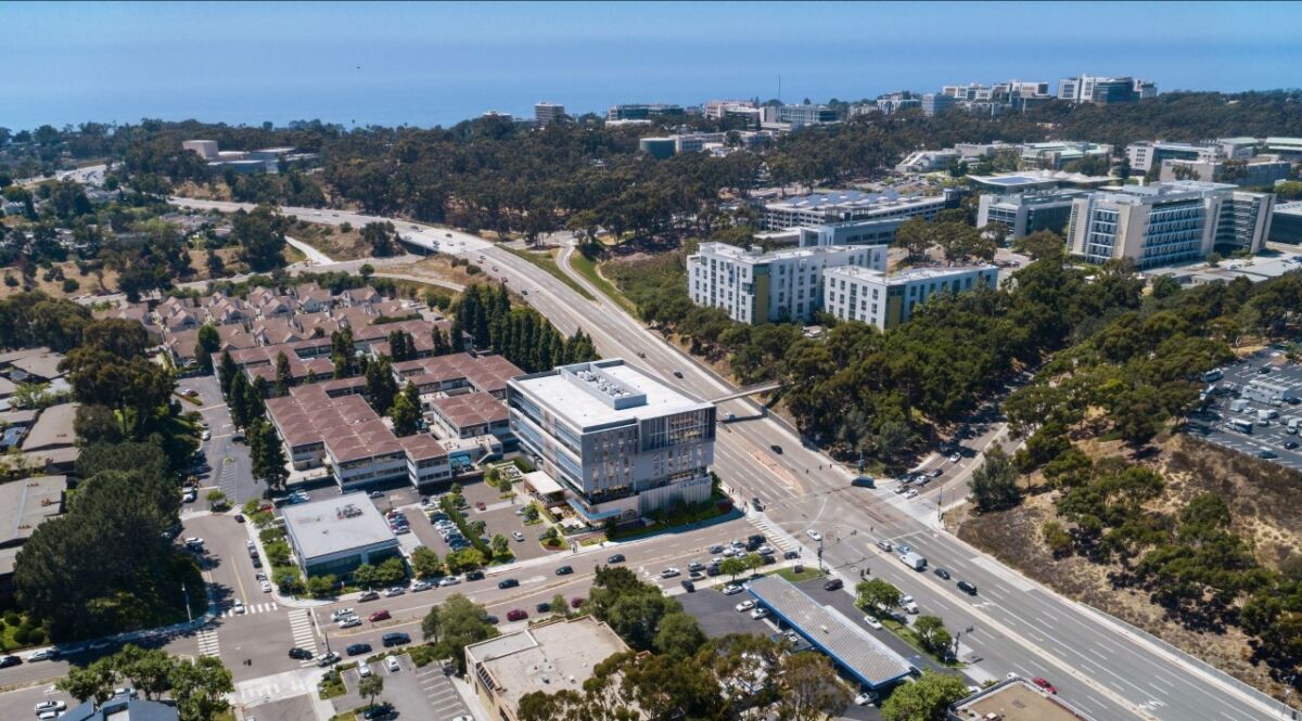 The proposed La Jolla Innovation Center (center of artist's rendering).